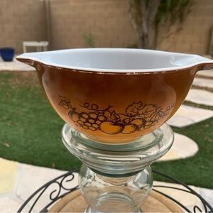 PYREX Small Mixing Bowl in the